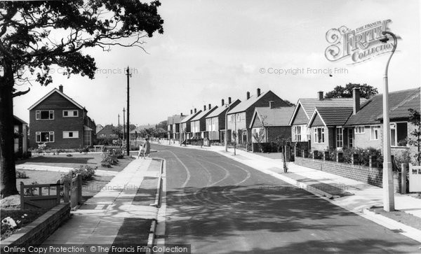 Photo of Gatley, Elmsleigh Road c.1960