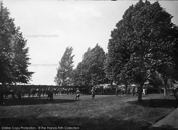 Photo of Gatwick, Racecourse, The Paddock 1931