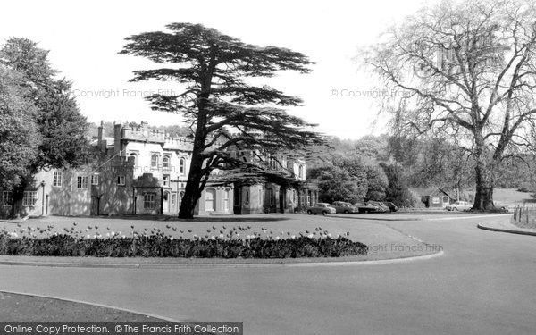 Photo of Gerrards Cross, Chalfont Park c.1965
