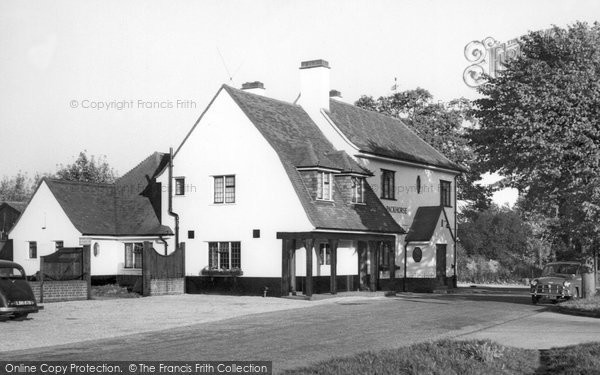 Photo of Gerrards Cross, The Packhorse Inn c.1960