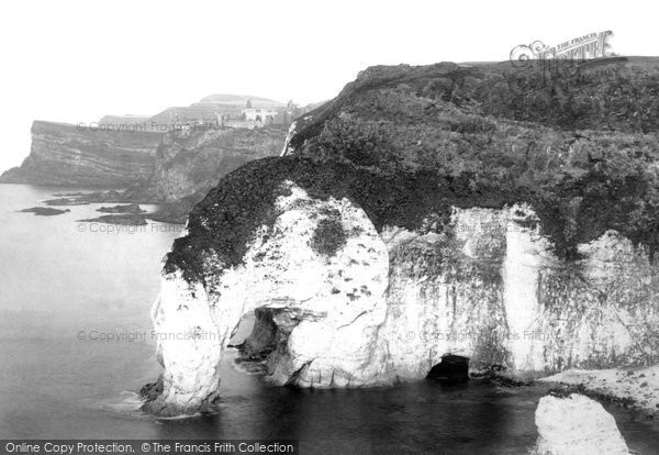 Photo of Giant's Causeway, Ladies Wishing Arch 1897