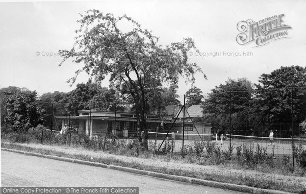 Photo of Gidea Park, The Tennis Courts c.1950