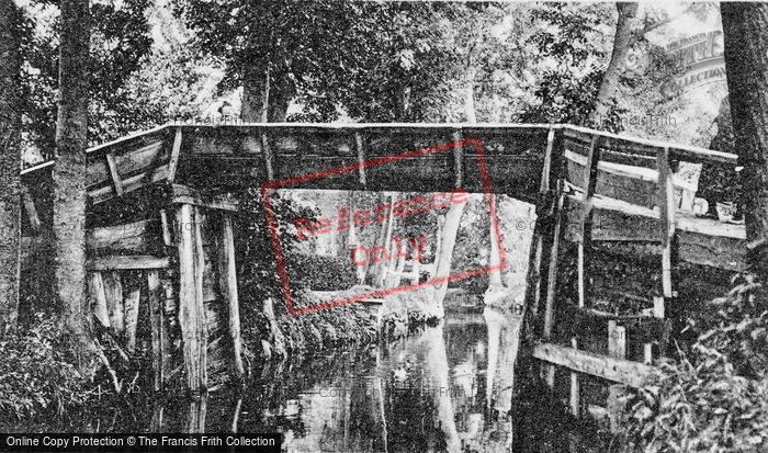 Photo of Giethoorn, Footbridge c.1930