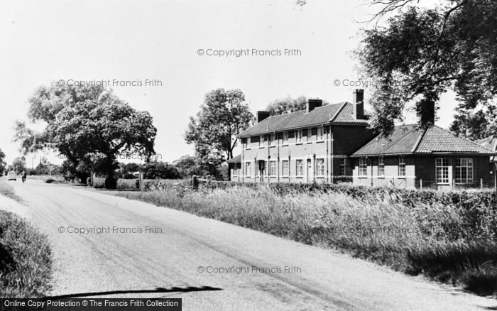 Photo of Gilberdyke, Gilberdyke House c.1960