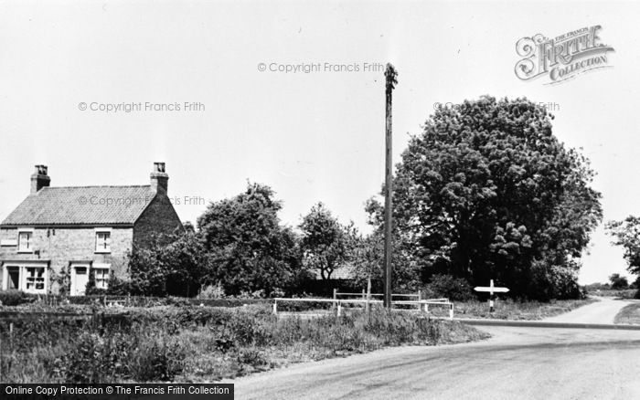 Photo of Gilberdyke, Post Office Corner c.1960
