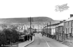 Gilfach Goch, Looking up the Valley c1955