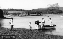 The Cove c.1960, Gillan