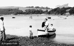The Cove c.1960, Gillan