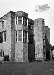 Gilling Castle 1951, Gilling East