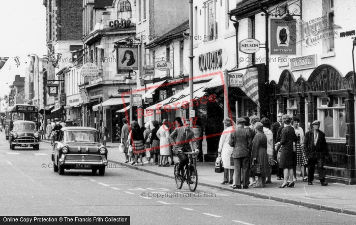 Photo of Gillingham, High Street, Bus Stops c.1960
