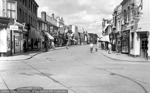 Photo of Gillingham, High Street c.1955