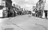 Gillingham, High Street c1955