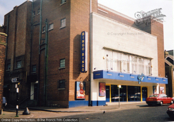 Photo of Gillingham, the former Embassy Cinema 2005