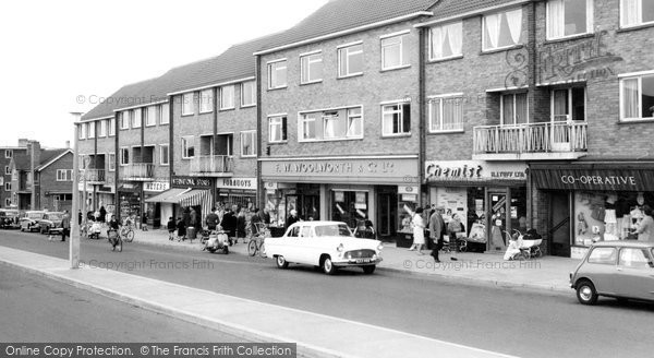 Photo of Gillingham, Twydall Green c1960