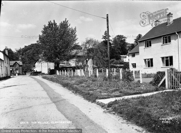 Photo of Glangrwyney, the Village c1955