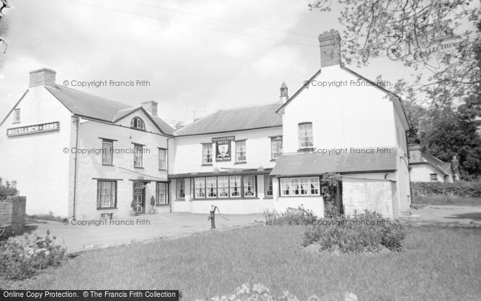Photo of Glasbury On Wye, Maesllwch Arms Hotel 1962