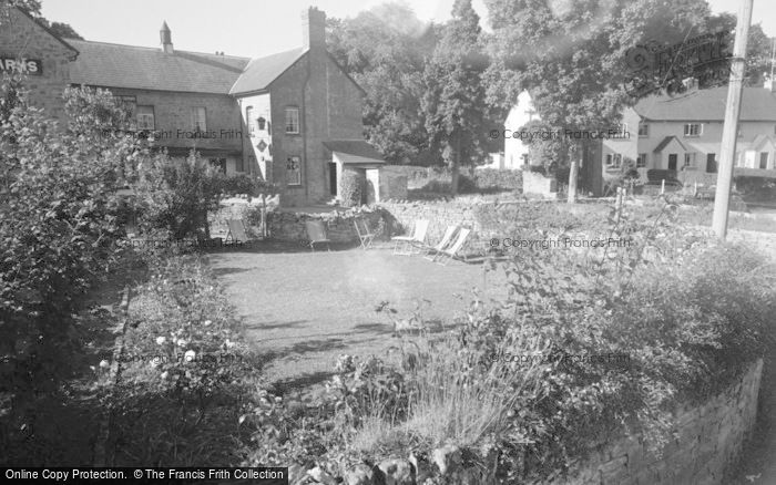 Photo of Glasbury On Wye, Maesllwch Arms Hotel, The Gardens 1960
