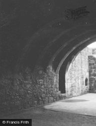 Crookston Castle,Transverse Arches Of Basement 1955, Glasgow
