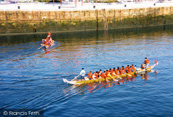 Dragon Boat Race On The Clyde, Chinese New Year 2005, Glasgow