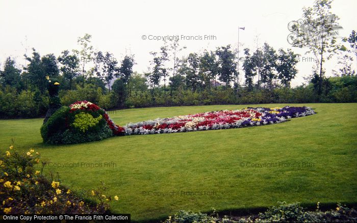 Photo of Glasgow, Garden Festival Flower Beds 1988
