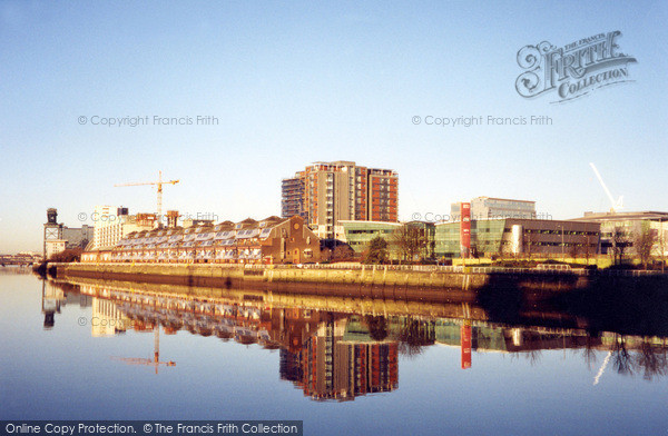 Photo of Glasgow, Lancefield Quay 2005