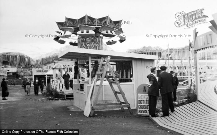 Photo of Glasgow, The Empire Exhibition, Fair Ground 1938