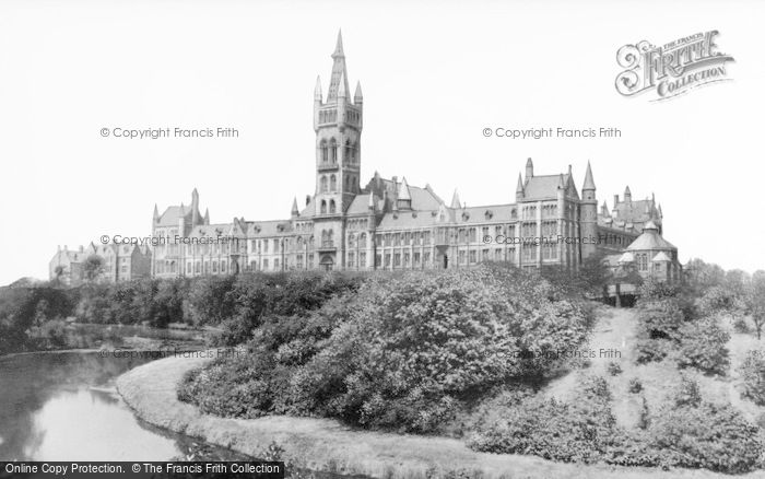 Photo of Glasgow, University c.1935