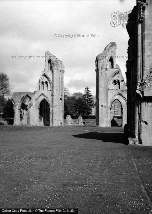 Photo of Glastonbury, Abbey 1952