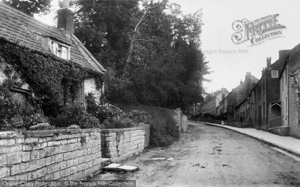 Photo of Glastonbury, Bove Town 1909