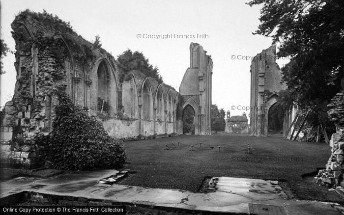 Photo of Glastonbury, The Abbey 1927