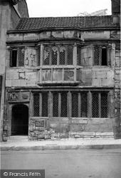 The Tribunal, High Street c.1955, Glastonbury