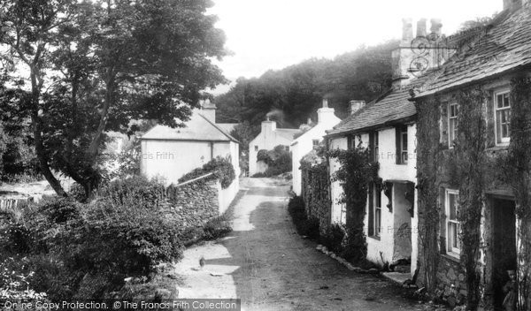 Photo of Glen Wyllin, Village 1895