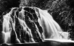 A Waterfall 1900, Glenariff