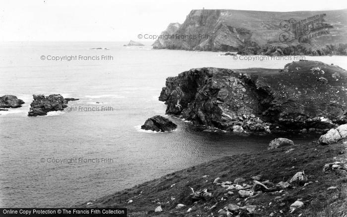 Photo of Glencolmcille, Glen Head c.1955