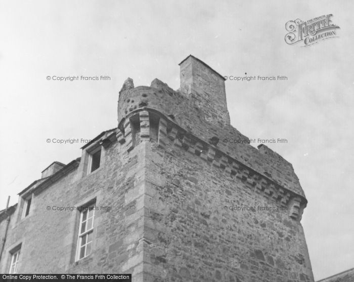 Photo of Glenrothes, Strathendry Castle, Tower Showing Masonry Difference 1953
