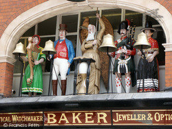 Baker's Clock 2004, Gloucester