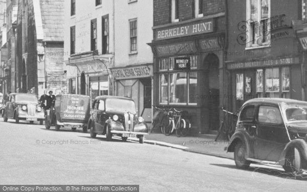 Photo of Gloucester, Berkeley Hunt, Southgate Street 1949