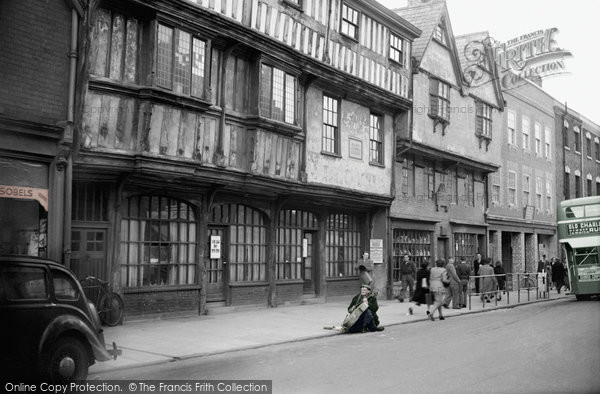 Photo of Gloucester, Bishop Hooper's Lodging And Museum 1949