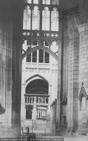 Photo of Gloucester, Cathedral, North Transept 1912