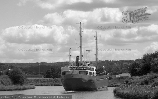 Photo of Gloucester, Coaster On The River Severn 2004