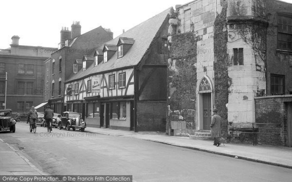 Photo of Gloucester, College Street 1949