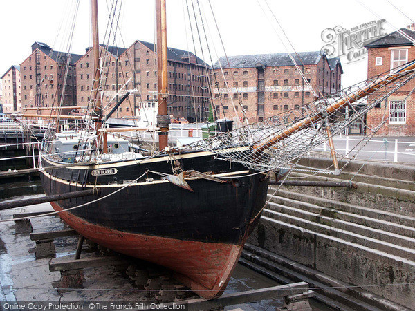 Photo of Gloucester, Drydock 2004