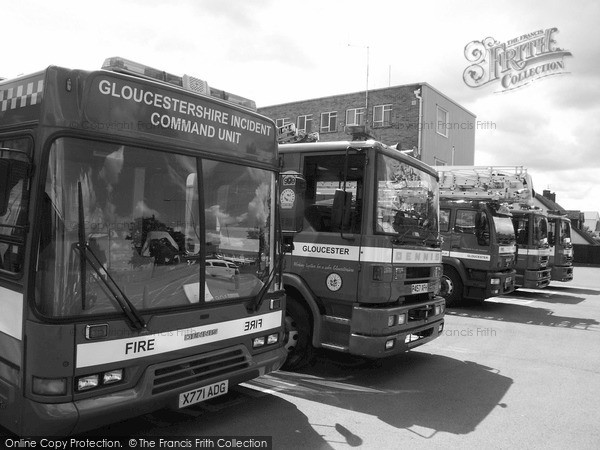 Photo of Gloucester, Fire Engines 2004