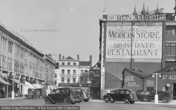 Photo of Gloucester, Kings Square And The Bon Marche 1936