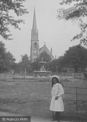 Park Fountain And Church 1912, Gloucester