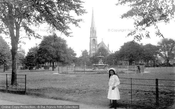 Photo of Gloucester, Park, The Fountain 1912