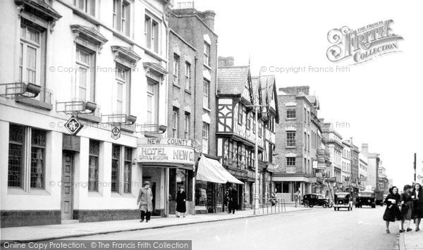 Photo of Gloucester, Southgate Street And Robert Raikes's House 1948