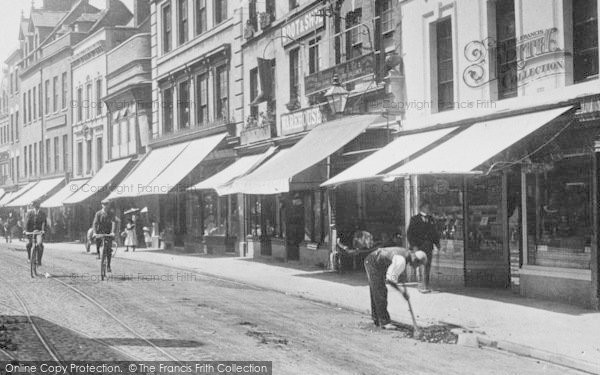 Photo of Gloucester, Southgate Street, Road Repairs 1900