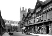 The Cathedral Approach 1923, Gloucester