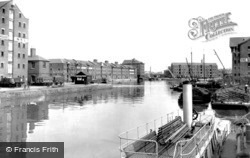 The Docks 1912, Gloucester